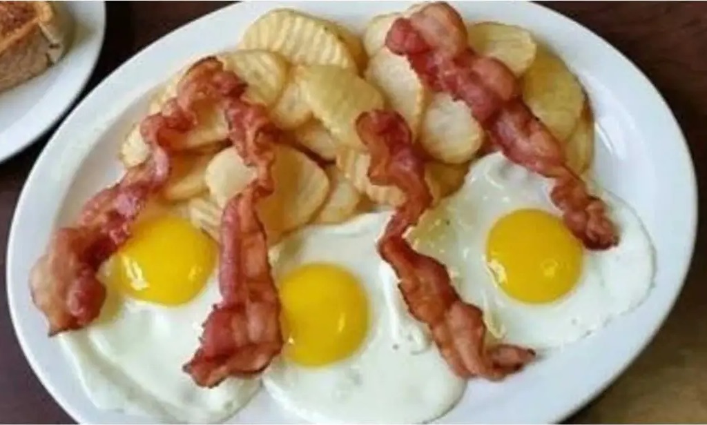 House Special (Bacon & Eggs)